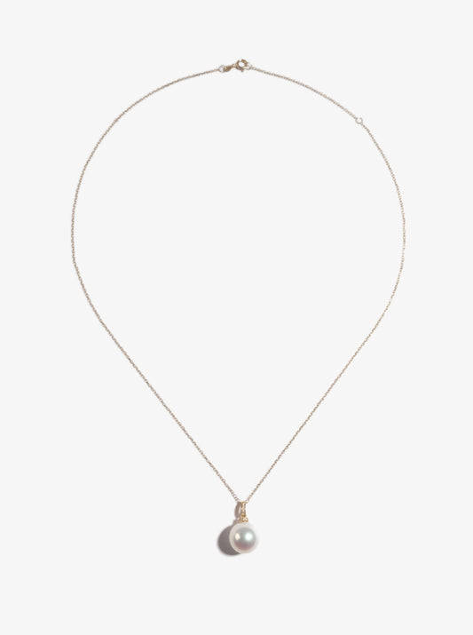 Freshwater Pearl Pendant With 18K Gold  FP18K29