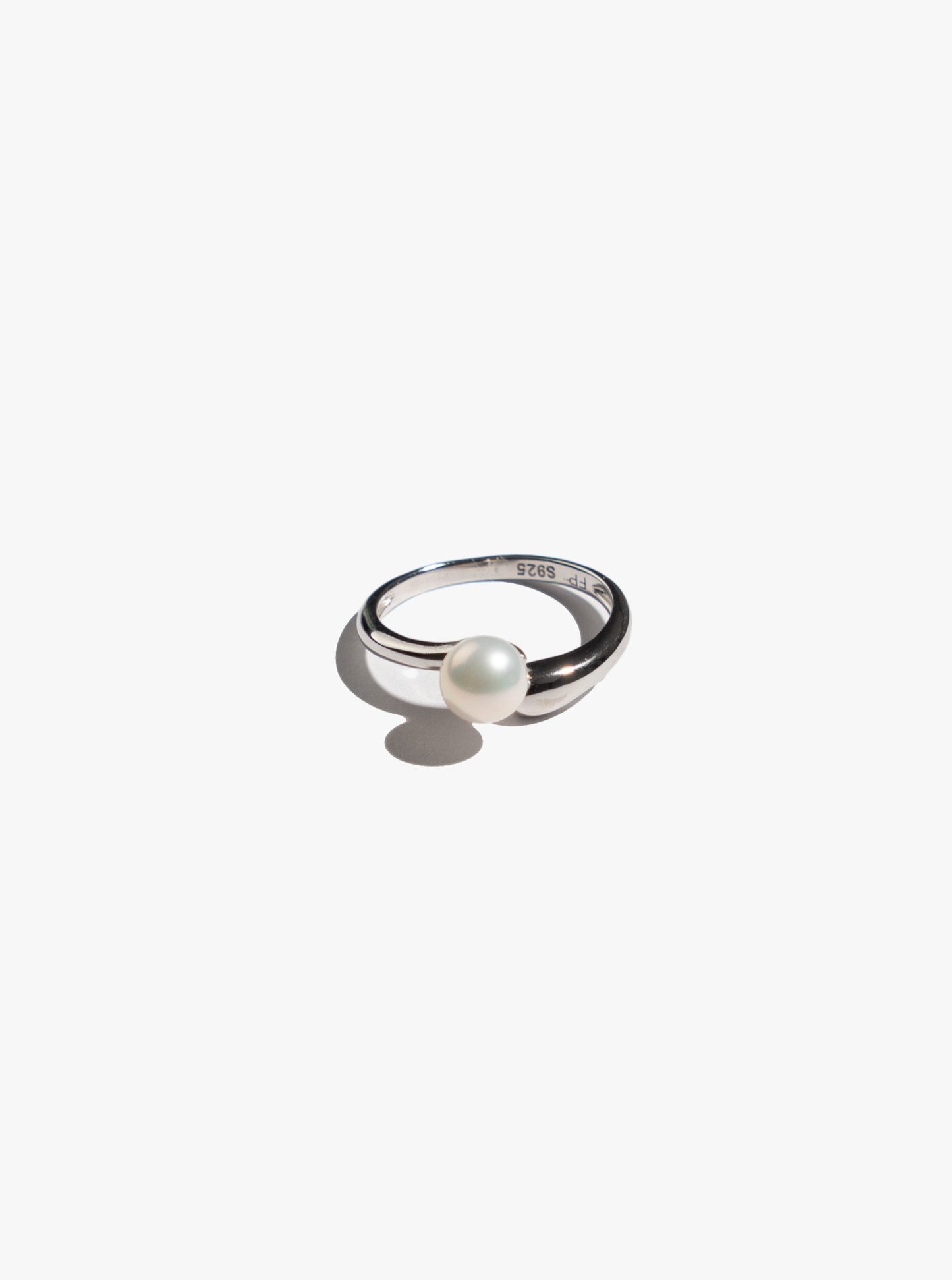 Freshwater Pearl Ring FRS10