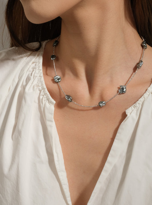 Tahitian Pearl Necklace TN18K1