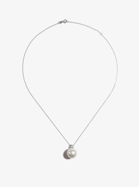 Freshwater Pearl Pendant With 18K Gold  FP18K33