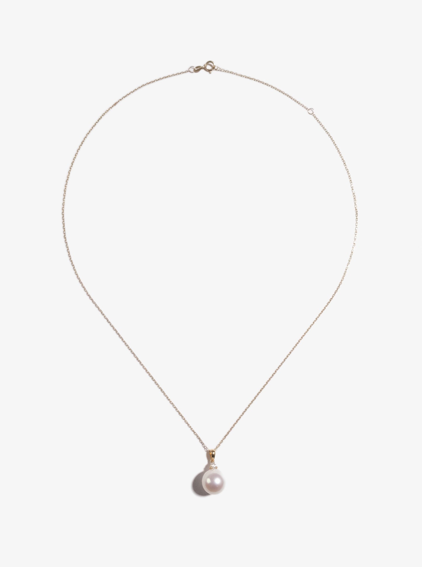 Freshwater Pearl Pendant With 18K Gold  FP18K27