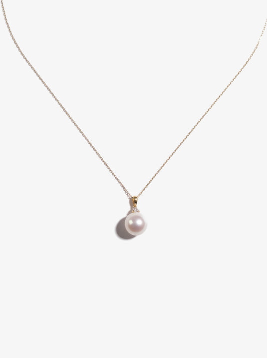 Freshwater Pearl Pendant With 18K Gold  FP18K27